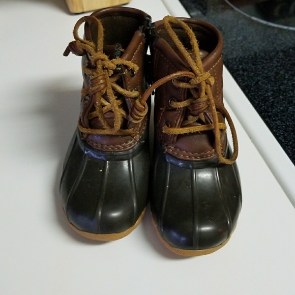 infant sperry duck boots